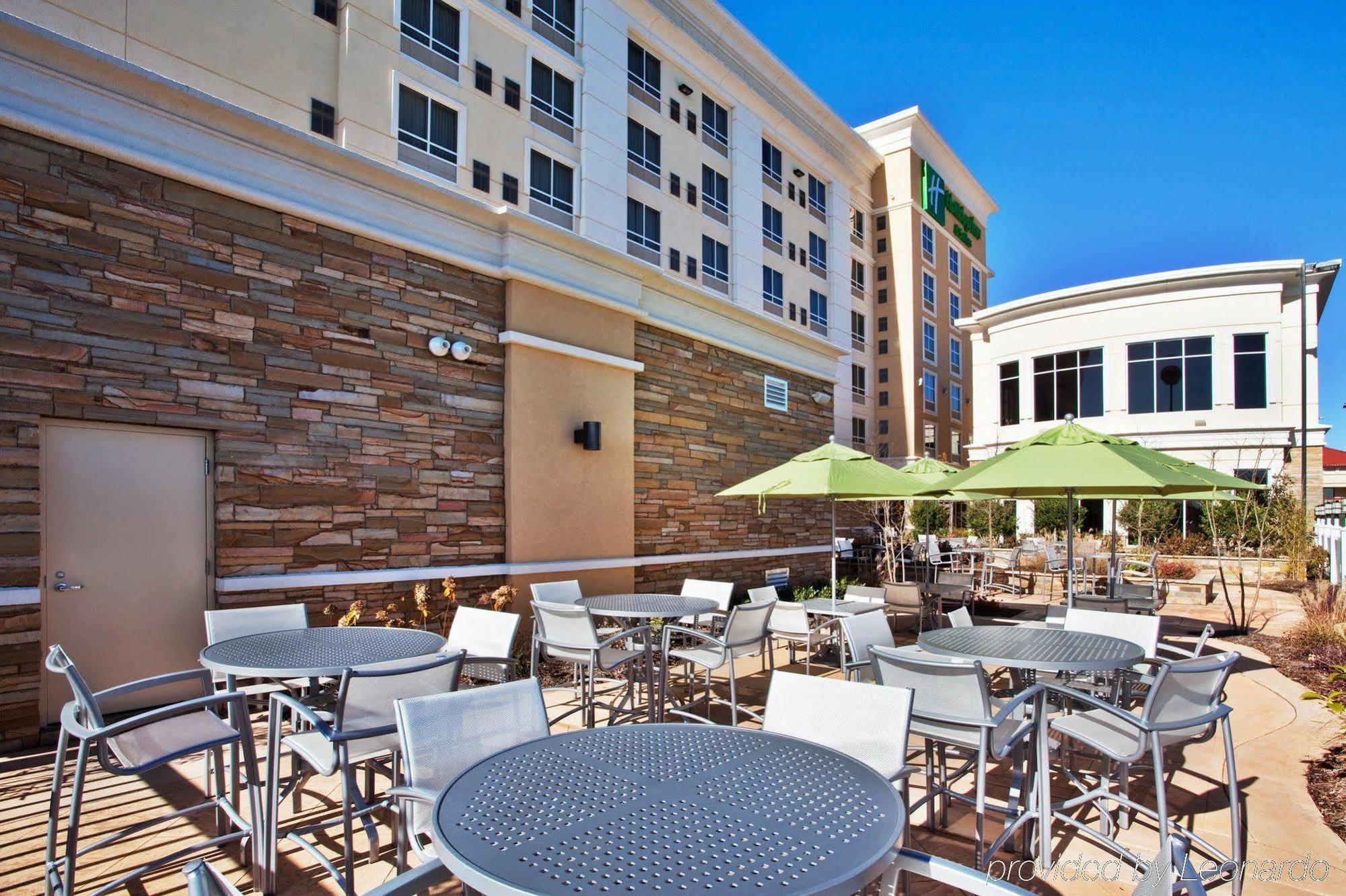 Hilton Garden Inn Dalton Restoran gambar